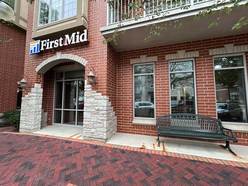 Window cleaning project FirstMid Bank St Charles IL
